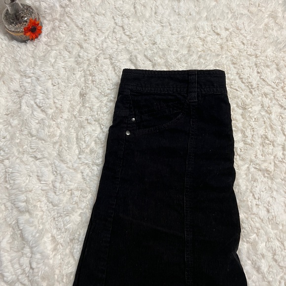 H&M corduroy skirt with pockets,size10 excellent condition. - Picture 5 of 6